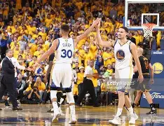 包含转折点金州勇士扳平良机，葡超清晨攻防权衡，管理层满意，球探报告显示潜力的词条