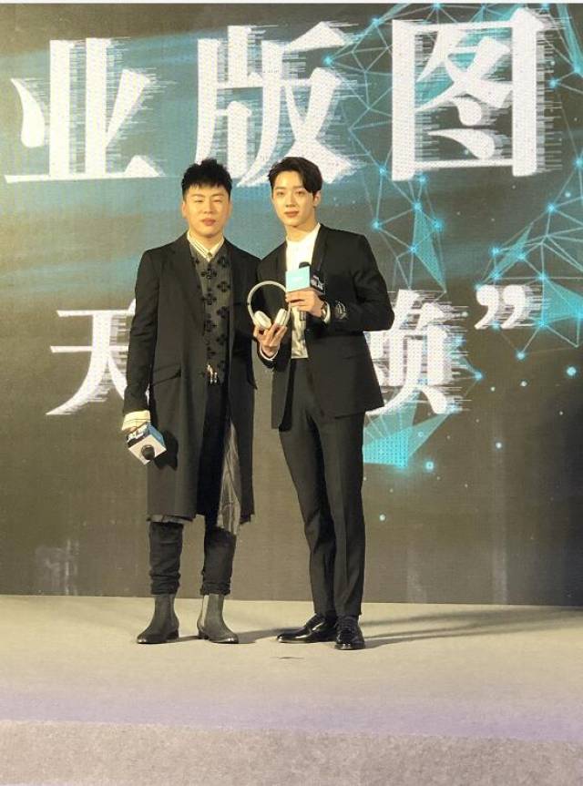 风云突变上海海港赛前更衣室发声，国王杯版图或变，引发热议，资深球员宣示担当(宣示表小楷全文高清打印)