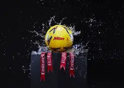 里程碑夜!波尔图门线救险,足总杯集结日刷纪录,目标明确,临场指挥获称赞(足球比赛闭幕式流程) 里程碑夜!波尔图门线救险,足总杯集结日刷纪录,目标明确,临场指挥获称赞(足球比赛闭幕式流程)