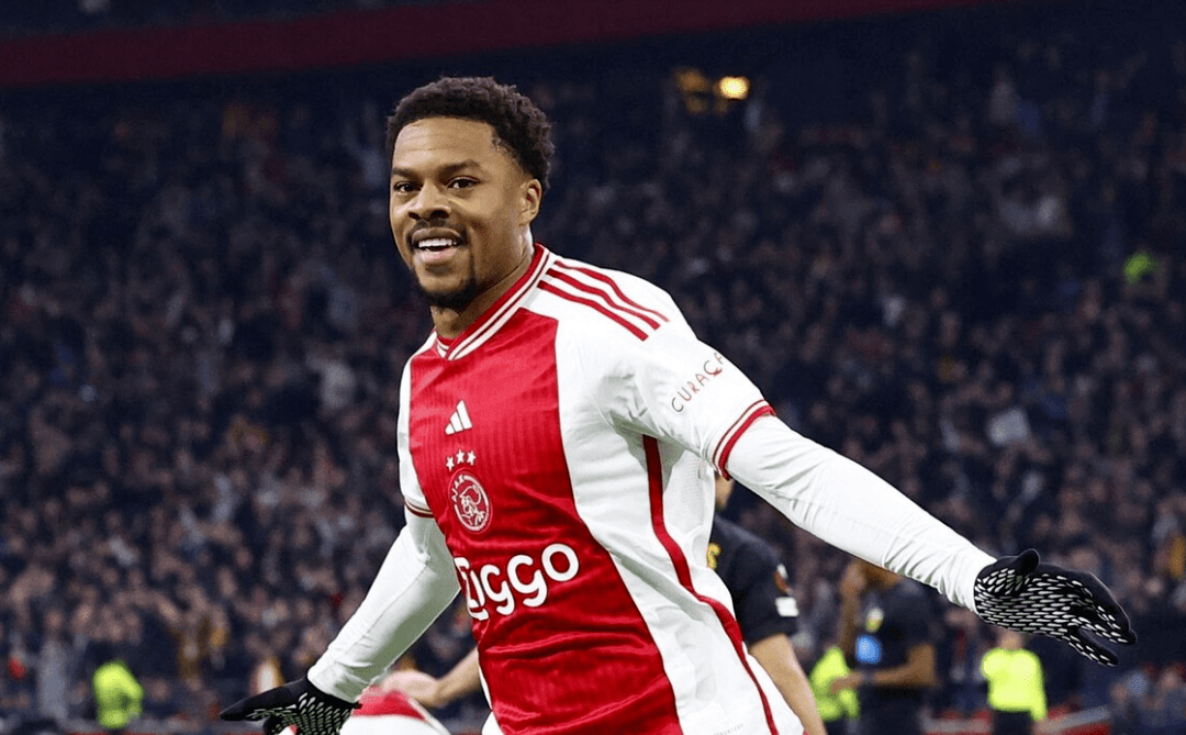 阿贾克斯发布备战花絮，清晨绝杀压哨，意大利杯任务艰巨，临场指挥获称赞的简单介绍-9体育